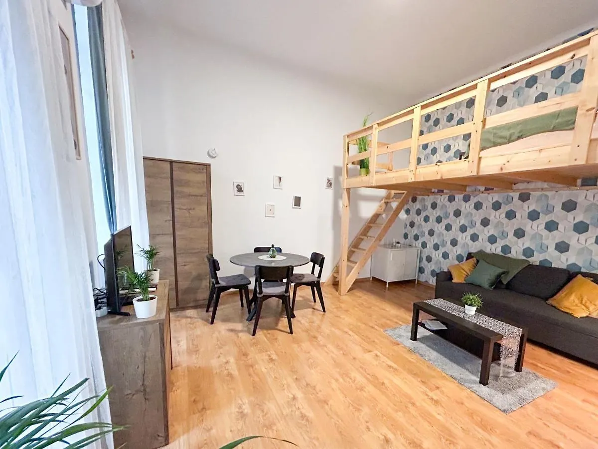 Colorful apartment next to Gozsdu&Synagogue Budapest